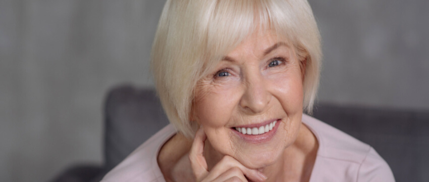 how does a dental implant work noosaville